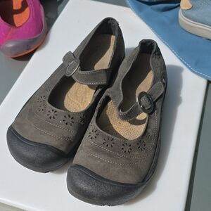 Keen Women's Gray and Black Mary Jane Shoes